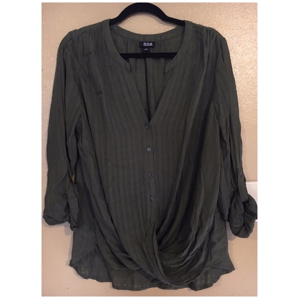 Front twist top